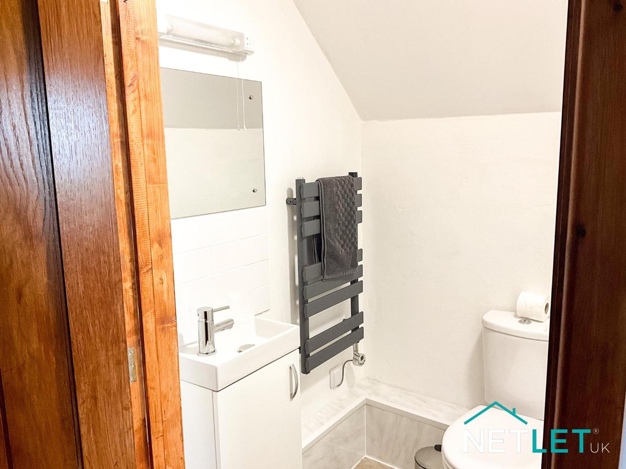 Sgubor Sgiwiff - Luxury Family Rural Retreat In Pembrokeshire * Solva